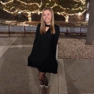 Meet your Posher, Savannah